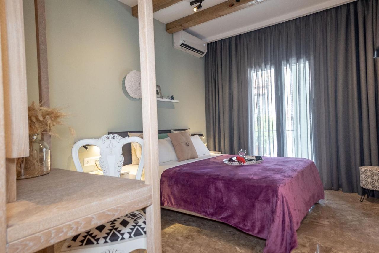 Mageiras Boutique Hotel Афитос Екстериор снимка